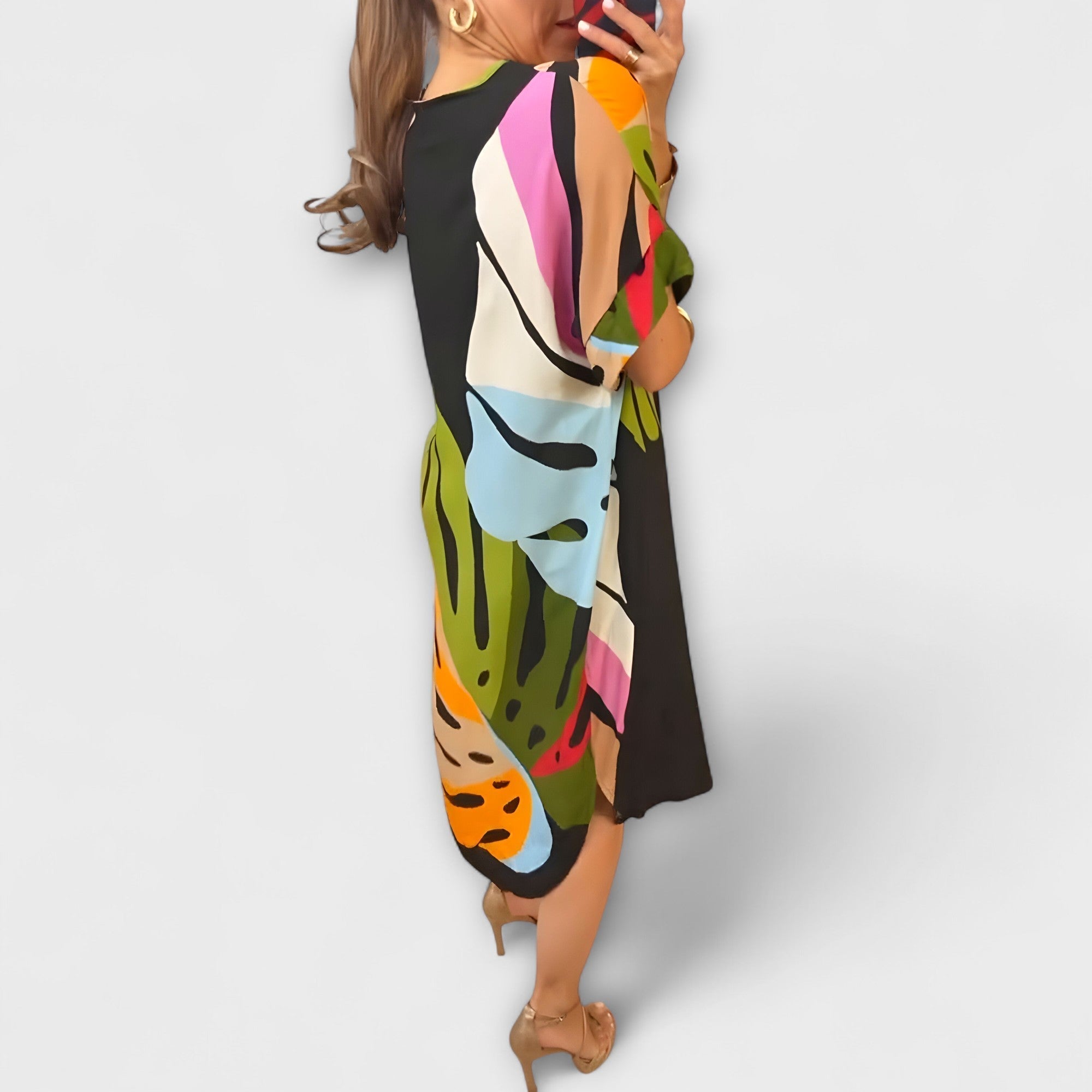 Roos - Lässiges Kleid mit buntem Blattdruck