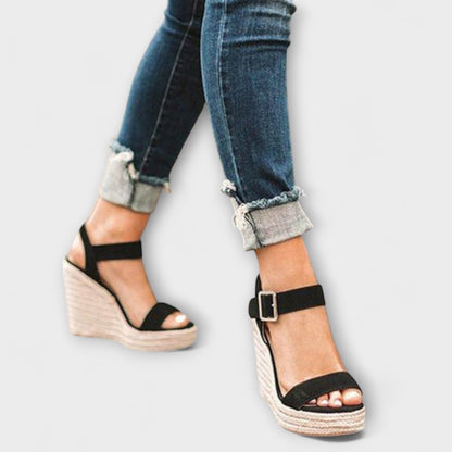 Elizabeth - Stilvolle Damenschuhe mit Riemen
