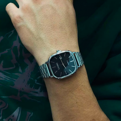 C A S I O Luxuriöse 36mm Uhr